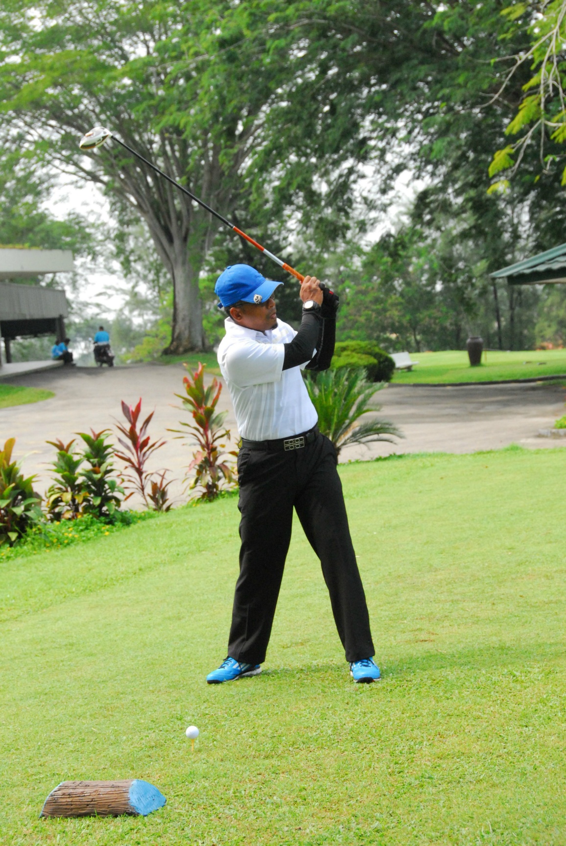 PRO15 157 GOLF DSC 0457.JPG